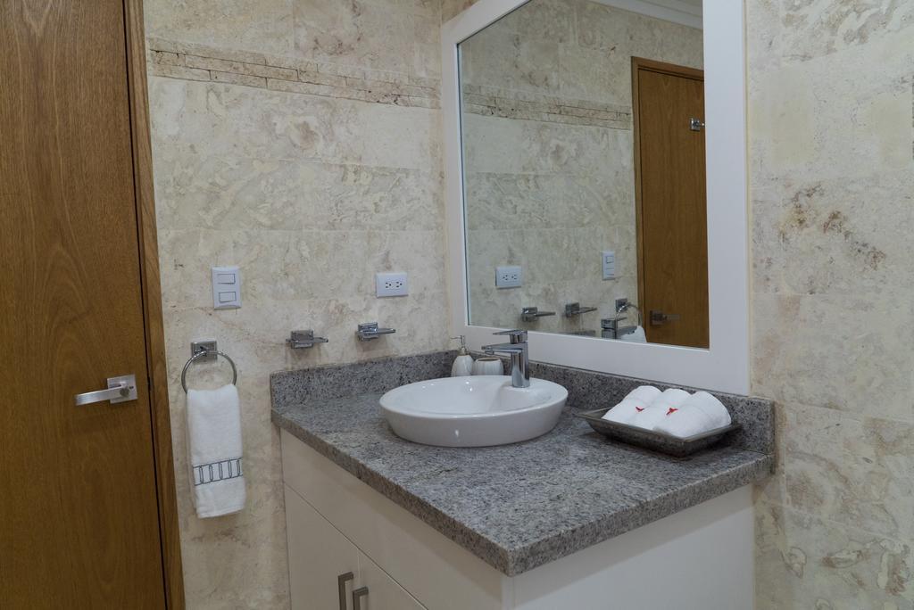 3Br / 3Ba Modern Paradise Loft Condo In Gated Community W/ Daily Housekeeping Sosua Exterior photo